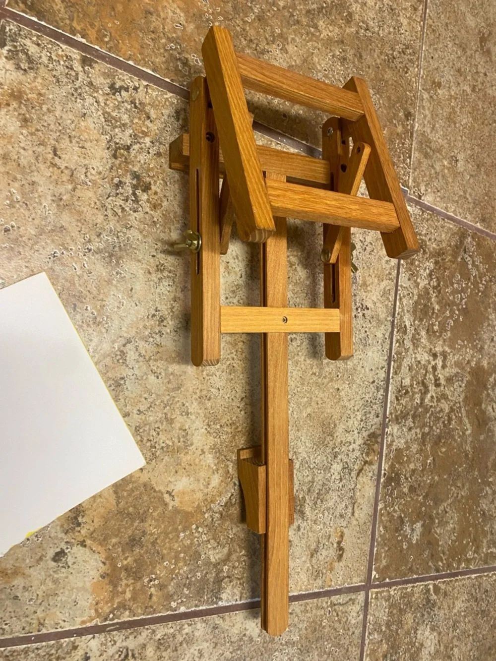 Tabletop Easel - Picture 5 of 7